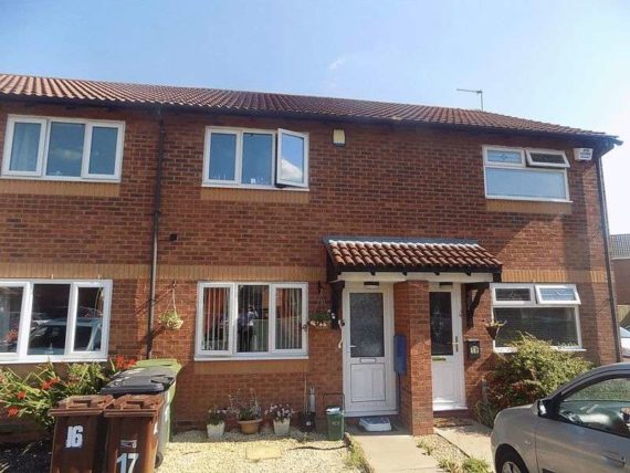 2 bedroom Terraced t...